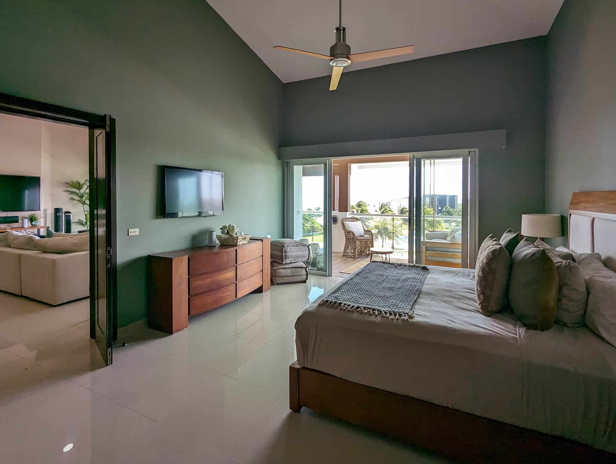 Mareazul-4-Bedroom-Penthouse-21